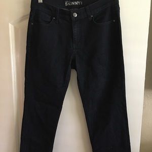 New York and Company skinny bluejeans